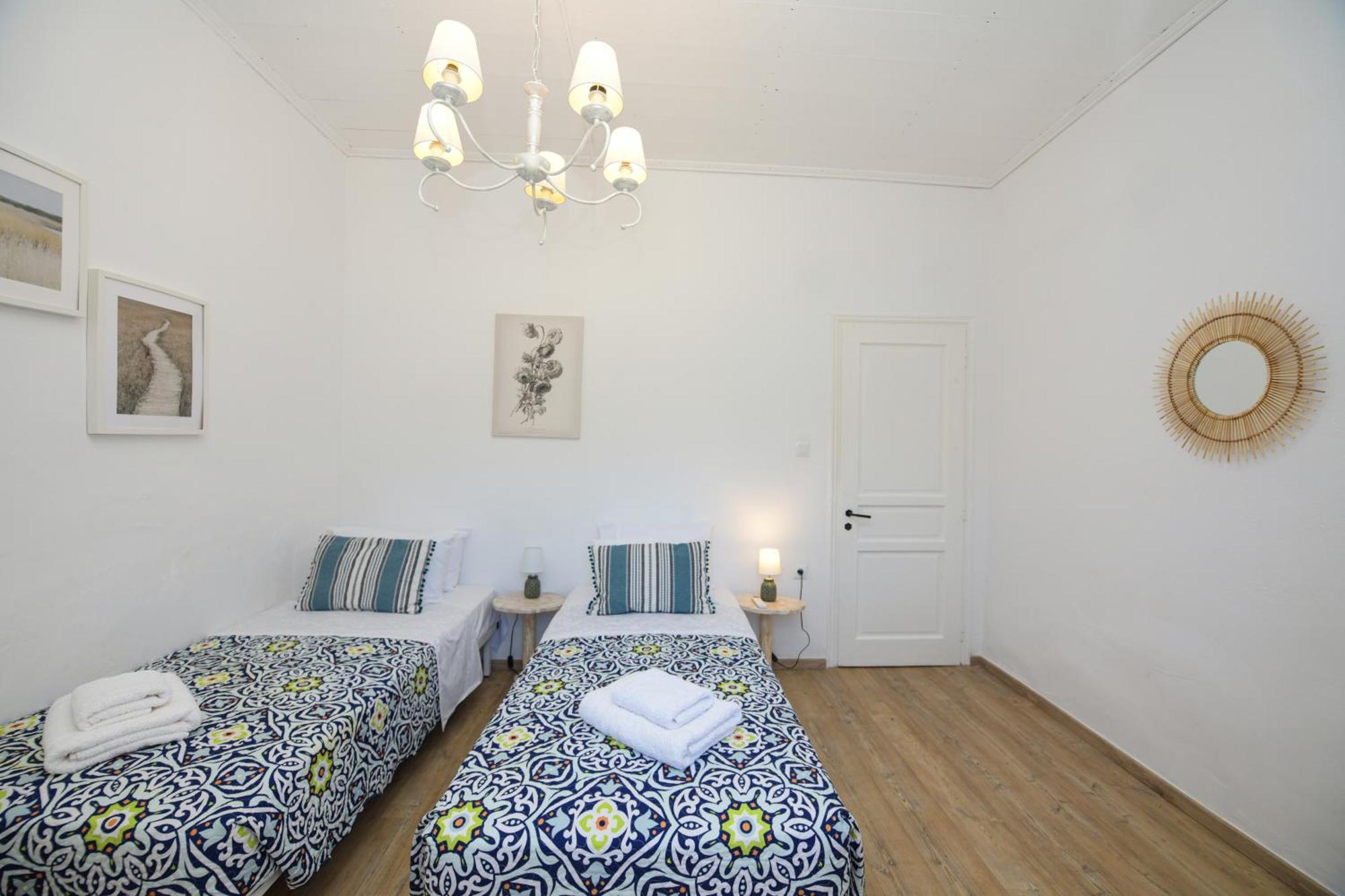 Mz Mykonos Rock Apartment *